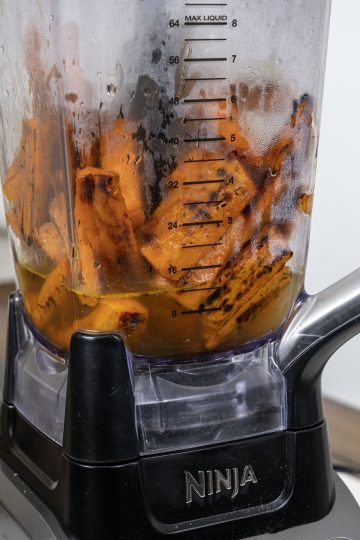 Carrots in blender