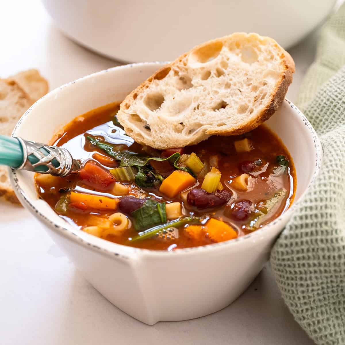 Classic Italian Minestrone Soup