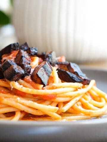 bucatini amatriciana