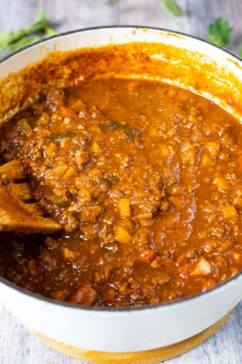 bison ragu in dutch oven