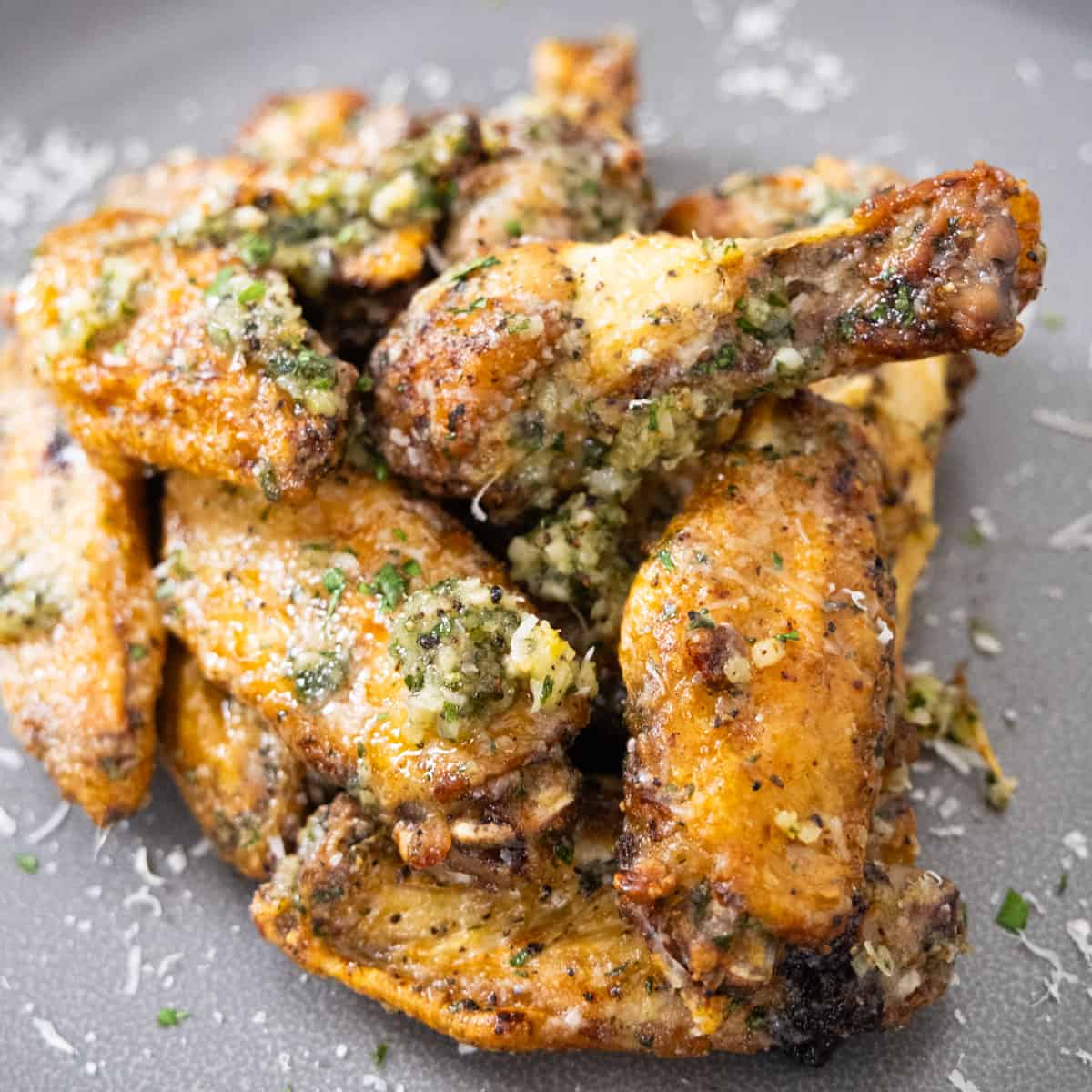 Air Fryer Garlic Parm Wings