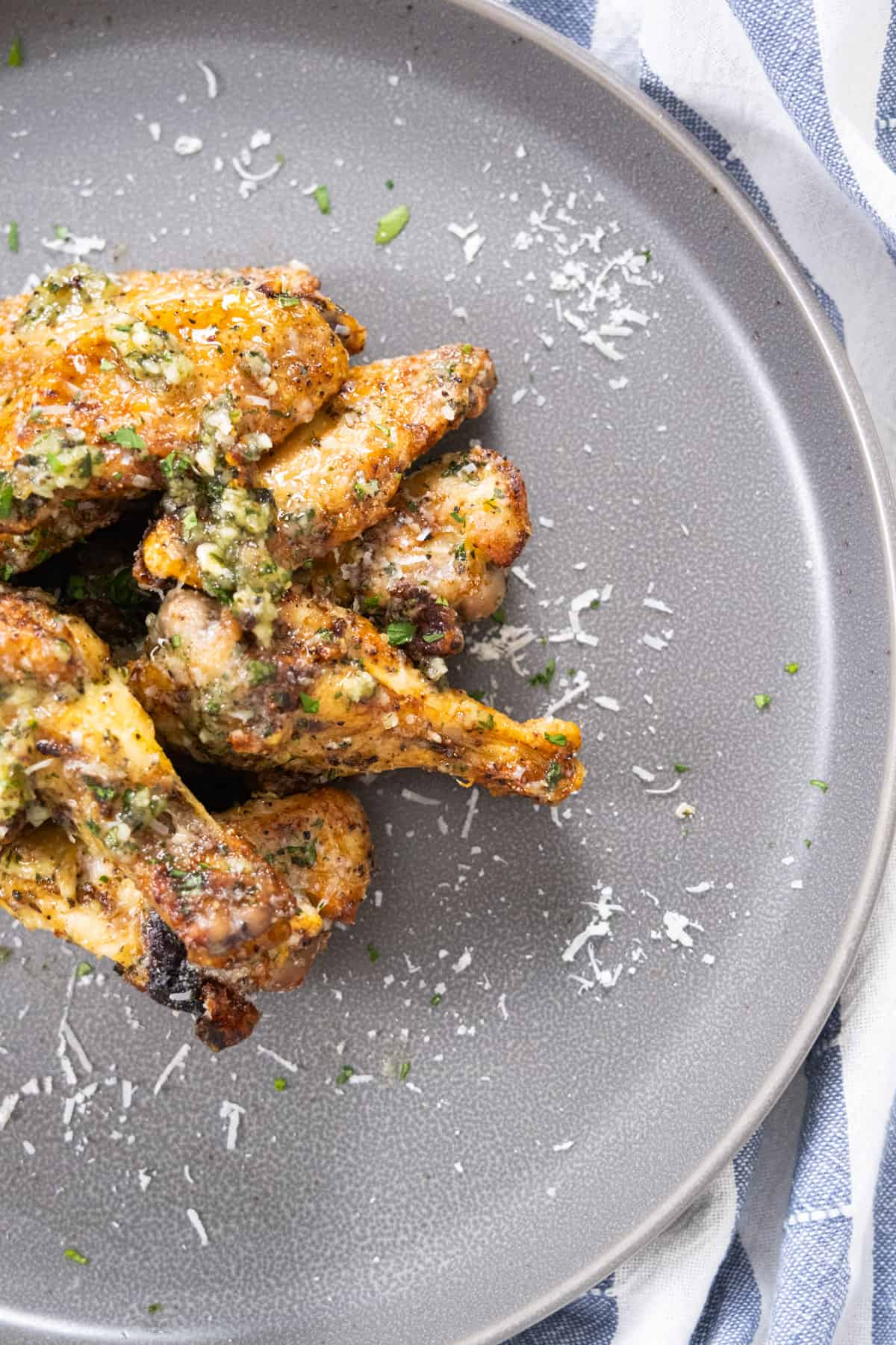 air fryer garlic parm wings