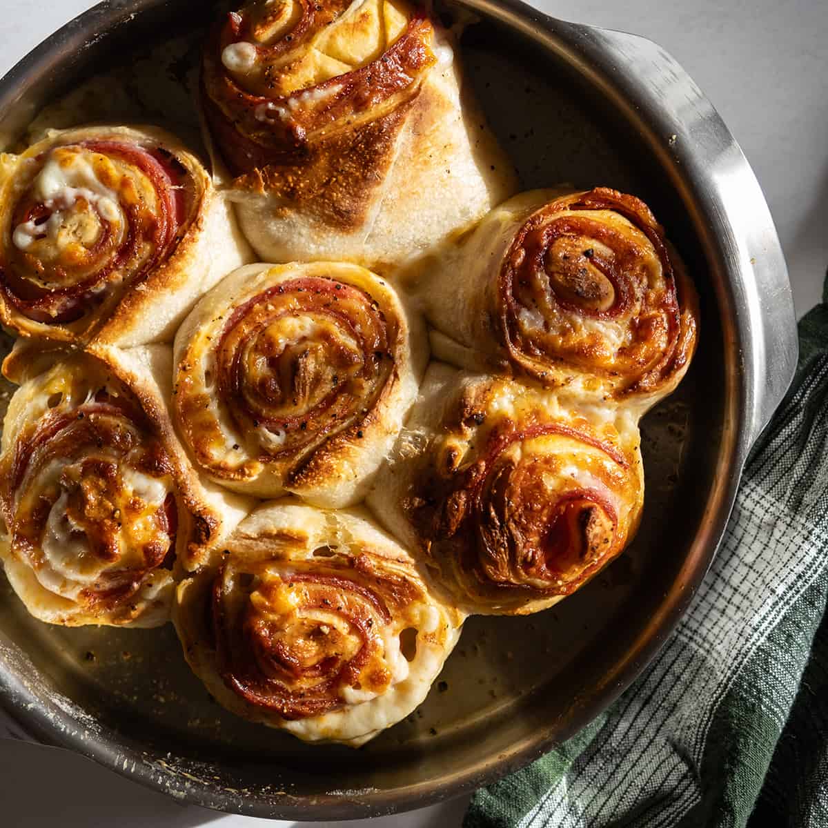 Pepperoni Bread (Stromboli)