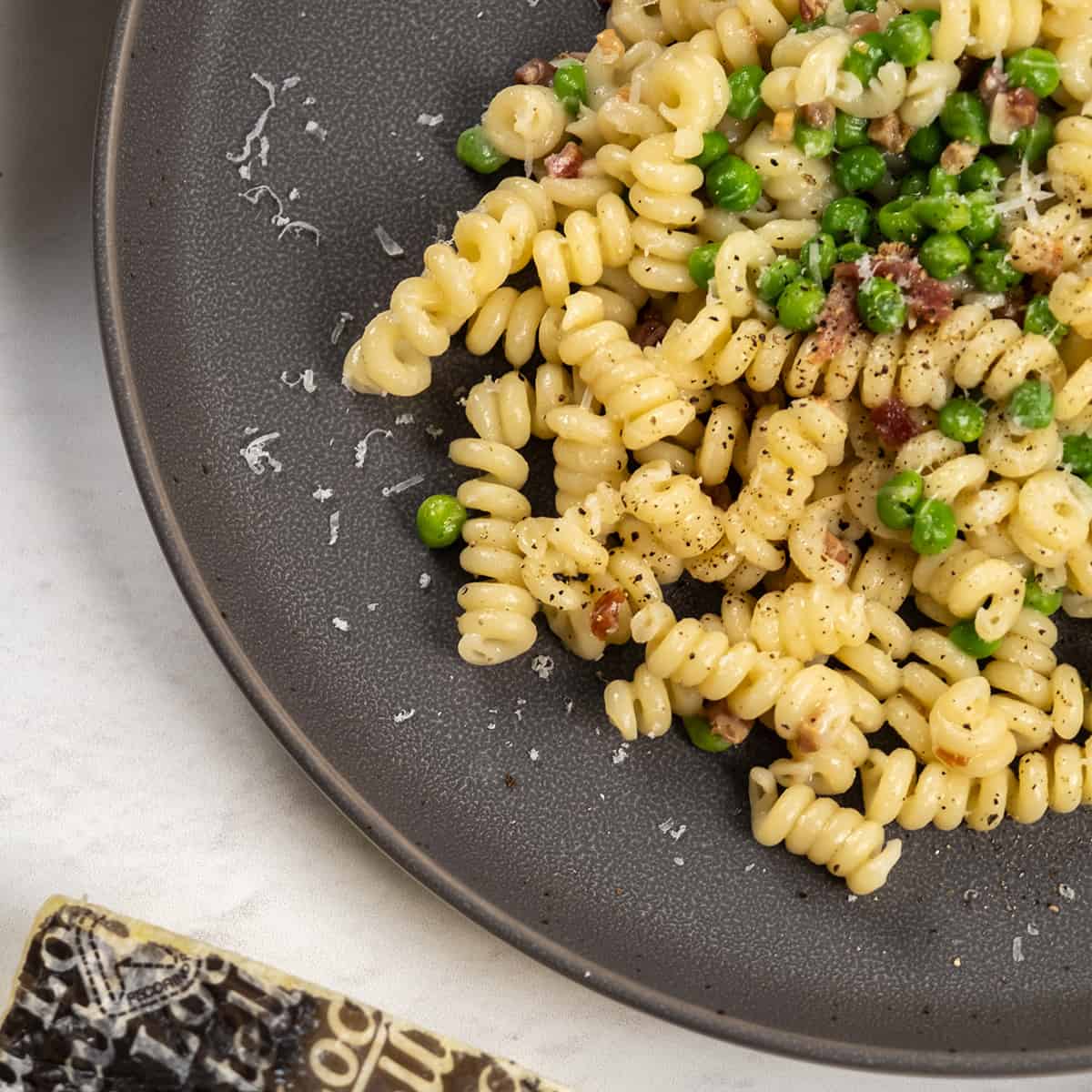 Pasta with Peas and Pancetta