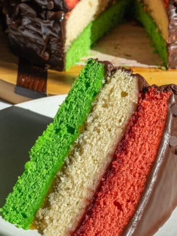 rainbow cookie cake