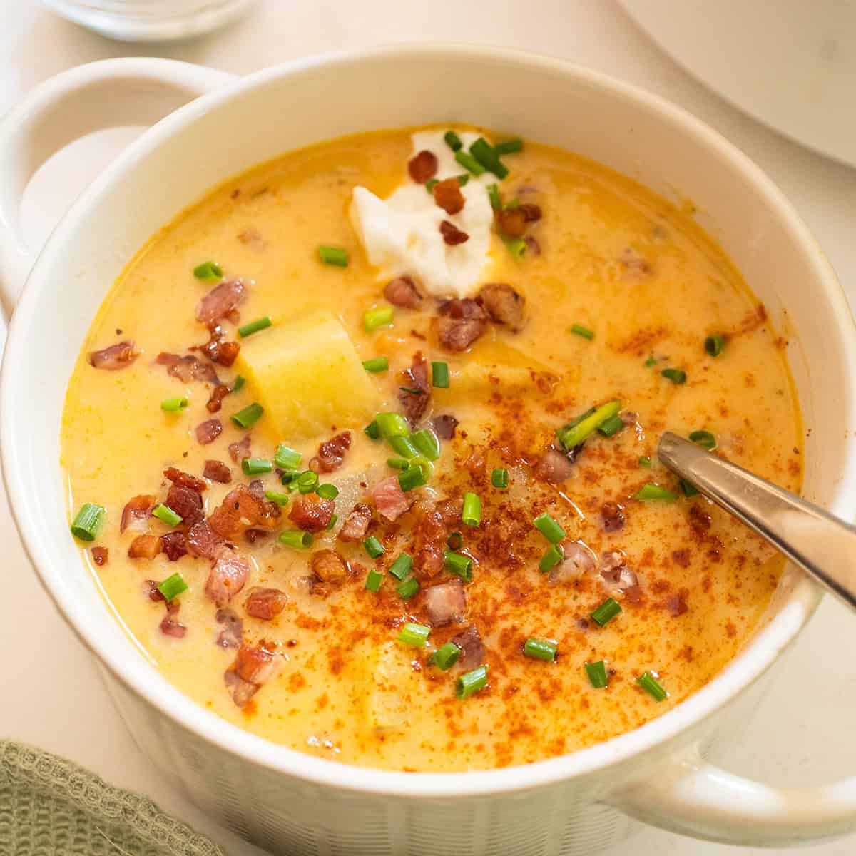 Creamy Potato and Onion Soup