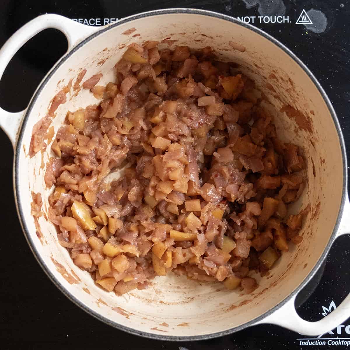 Apple chutney in dutch oven.