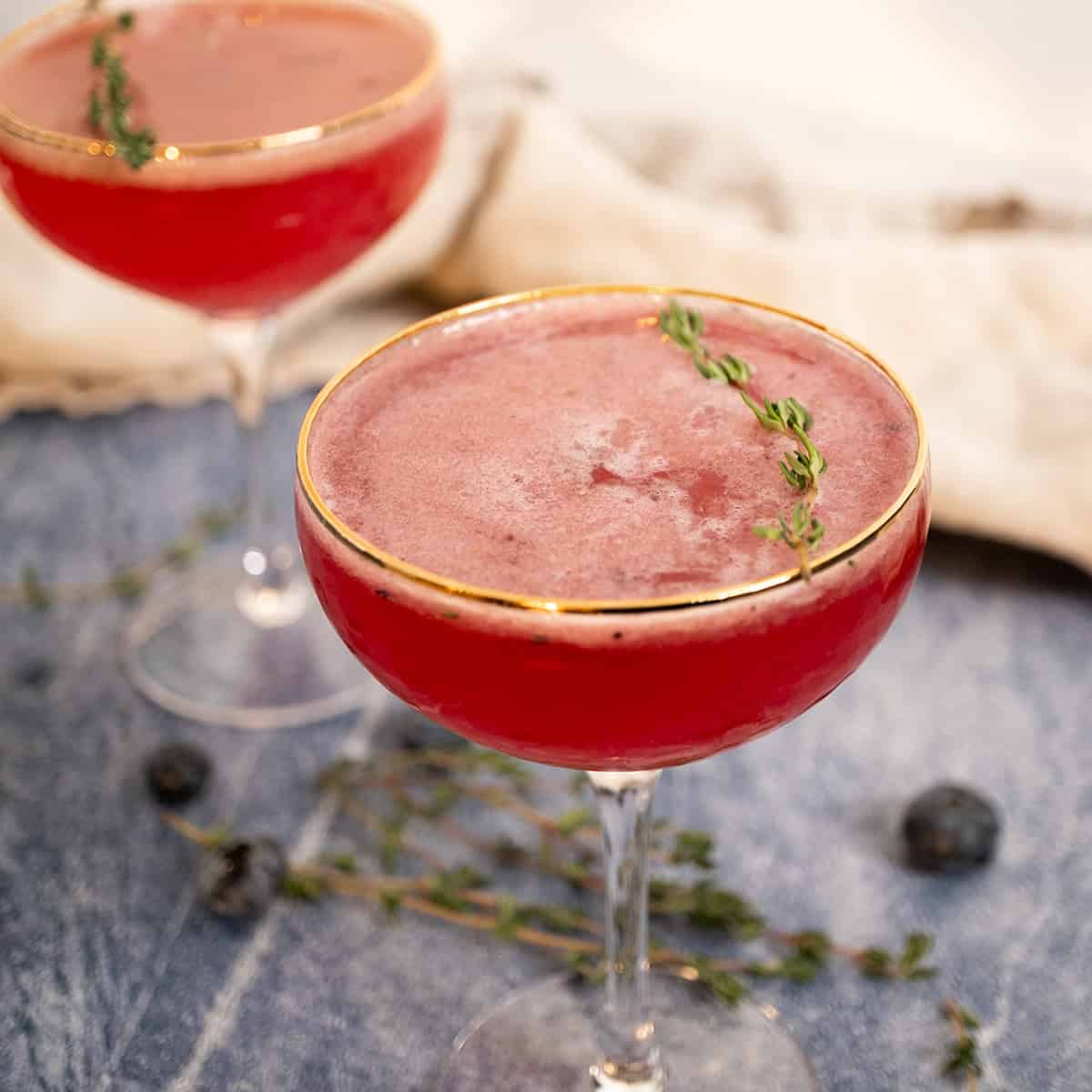 Blueberry Smash Mocktail