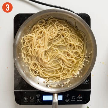Pasta combined with garlic and oil.