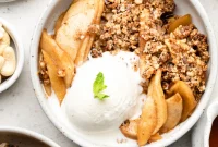 Grain Free Apple Crisp Paleo and Gluten Free