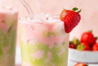 Berry Bliss Iced Matcha Latte