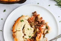 Easy Whole30 Keto Skillet Shepherds Pie