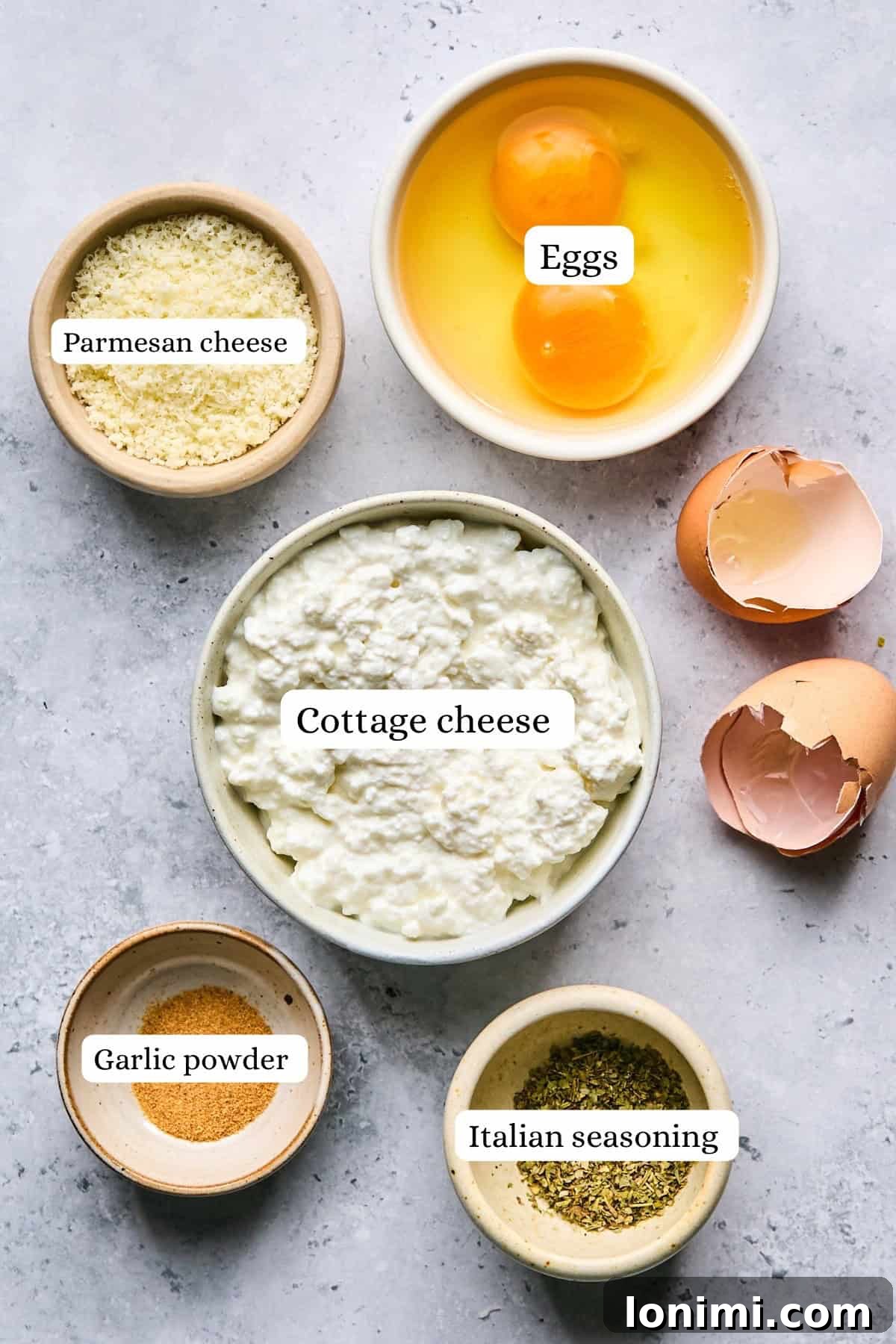 ingredients for cottage cheese flatbread in nesting bowls