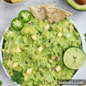 Paleo Pineapple Guacamole