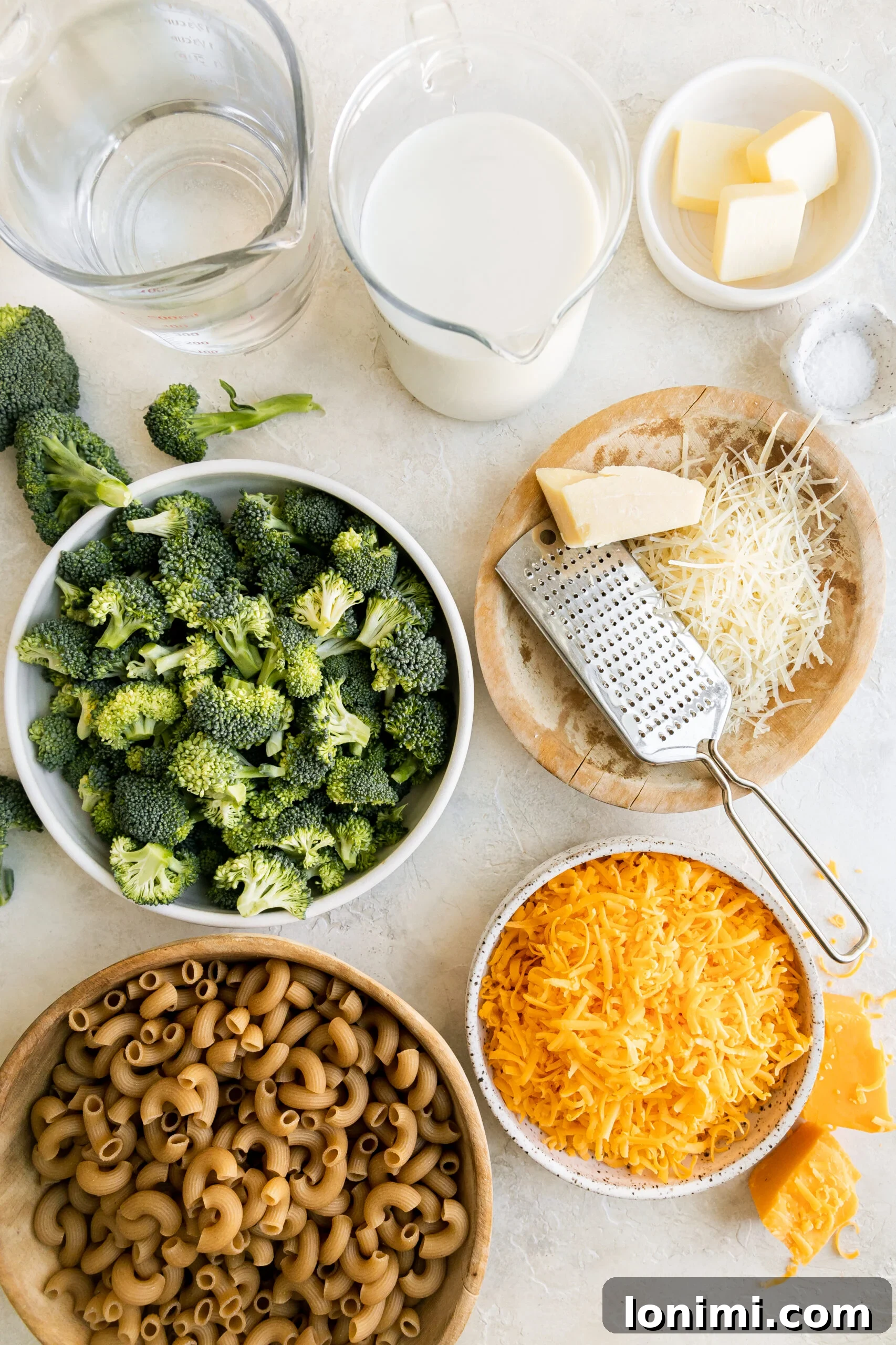 ingredients to make one-pot mac and cheese