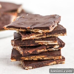 A stack of Christmas Crack dessert